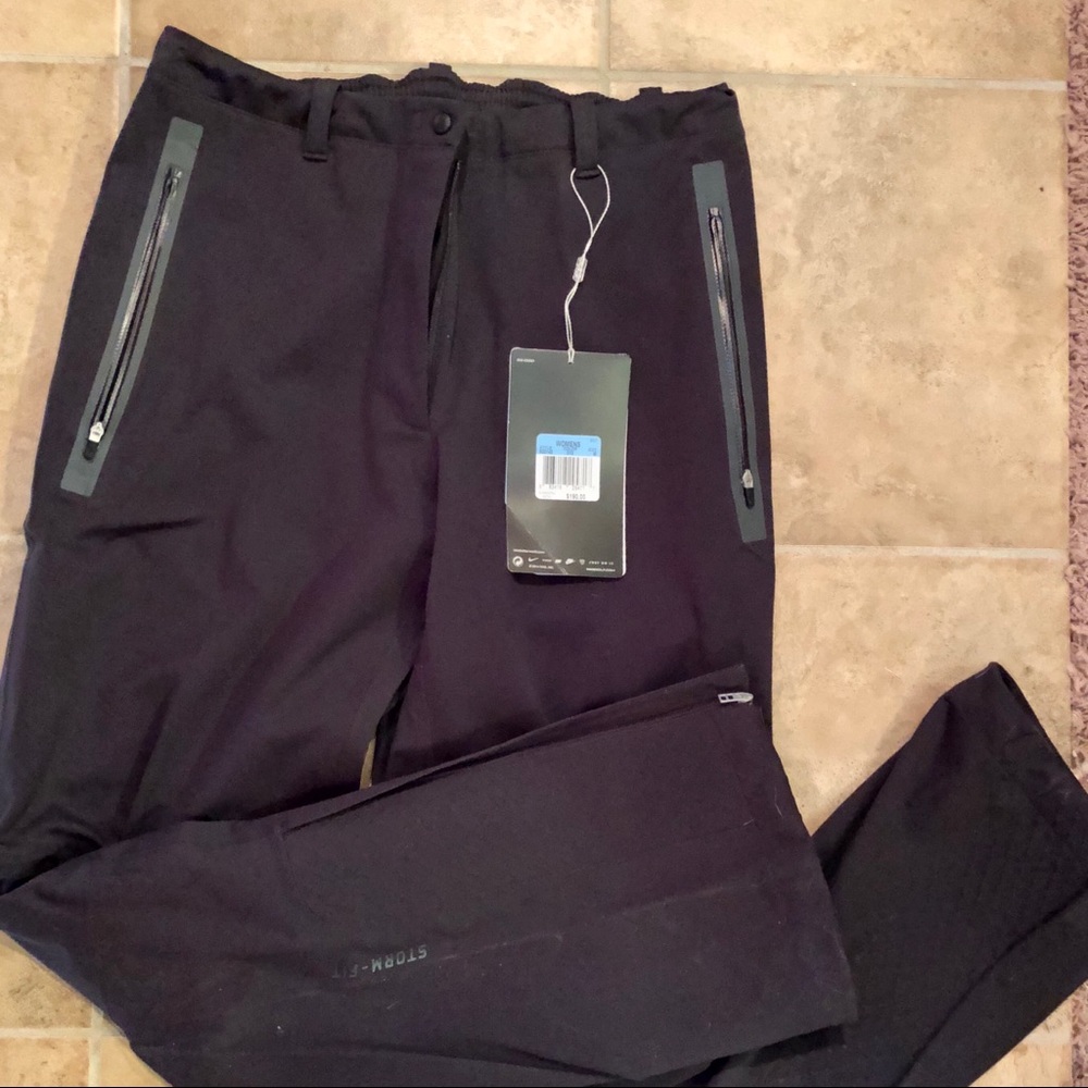 Nike Golf pants !!!! Storm-fit !!!! Women’s sz med